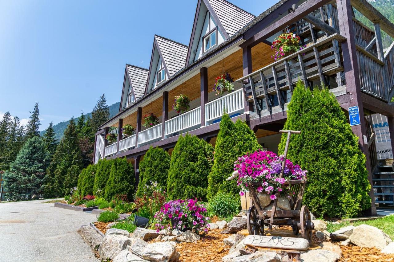 Peaks Lodge เรเวลสโตก ภายนอก รูปภาพ